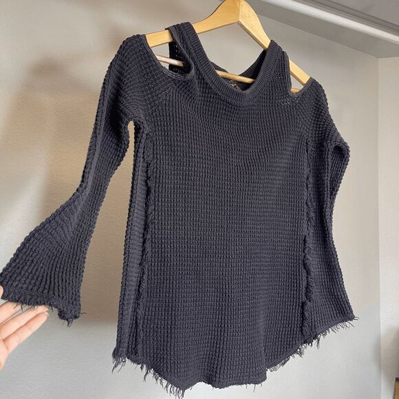 Free People Cold Shoulder Frayed Hem Waffle Knit Faded Black Sweater - Picture 2 of 7